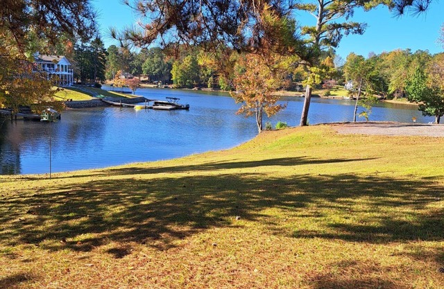 Captain Bob's Lake House