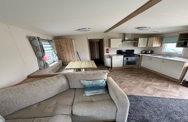 Captivating 3-Bed Caravan Seton Sands