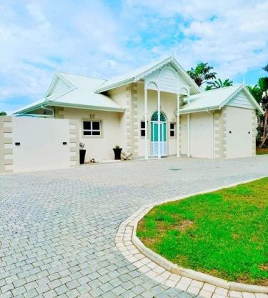 Caribbean Estates Villa Varie - Luxury accommodation