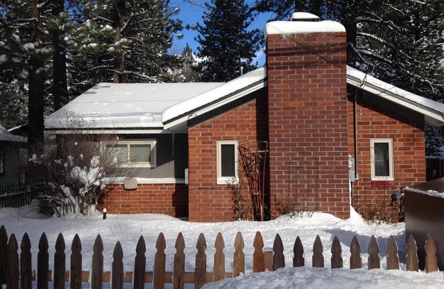 Carol's Place 2 br Near Lake, Ski and Casinos. Dog Friendly