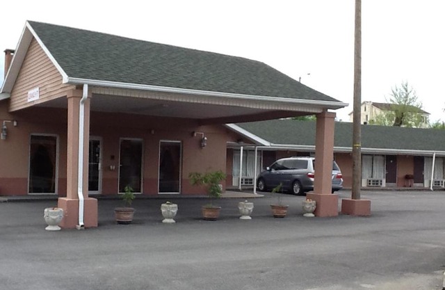 Caronoda Motel