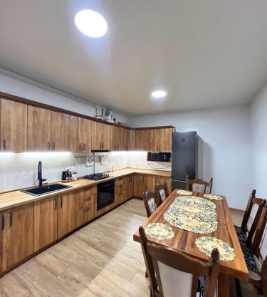 Carpatian Villa Lviv