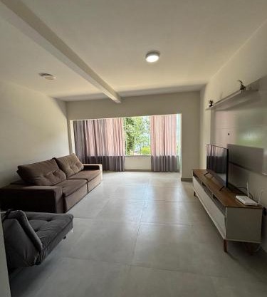 Casa a 100 metros da praia em Balneário Camboríu