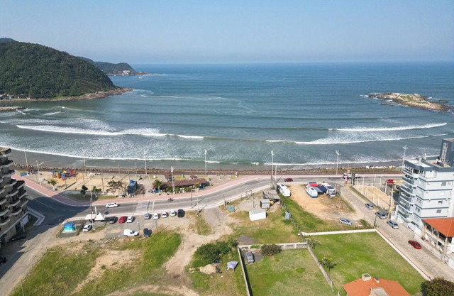 Casa a 250 metros da praia FY9172