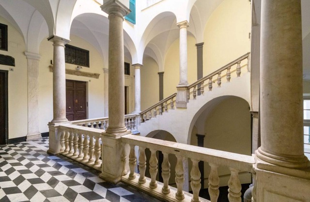 Casa Acquario Vintage 2 rooms-AC-elevator-historical Palazzo