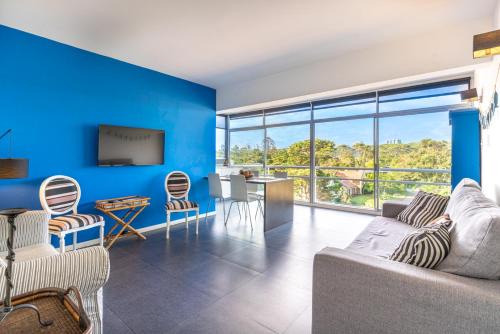 CASA AZUL Primera linea mar I Playa Mansa Parada 10 Edificio Isla de Gorriti