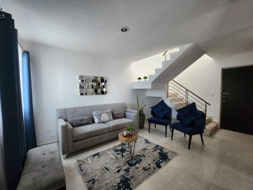 Casa Balam, en Los Heroes, con alberca