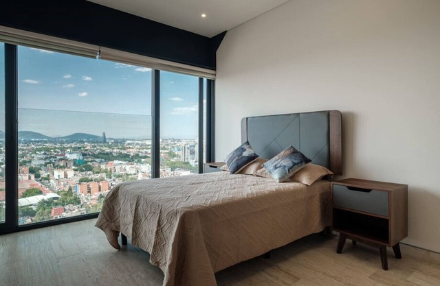 Casa Bee walking distance to Reforma