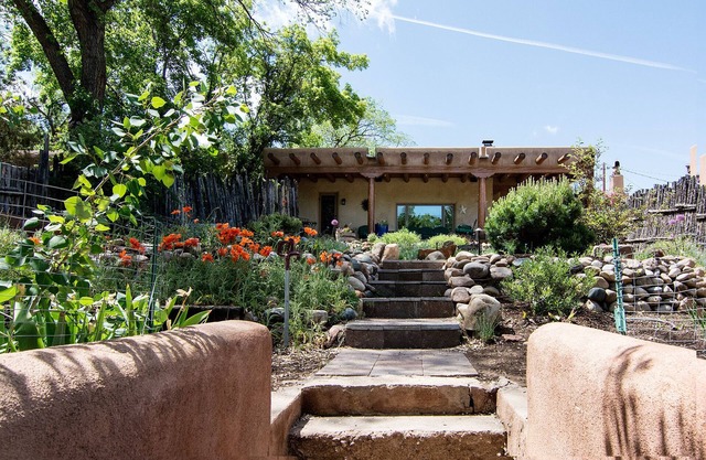 Casa Buena Vista: Outdoor Hot Tub - Walk to Plaza