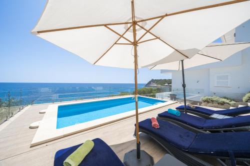 Casa Carol on the rocks MHM