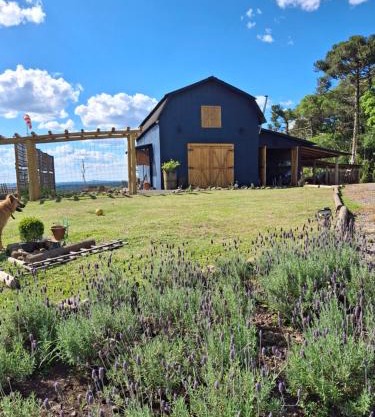 Casa Celeiro Flores no Pampa-RS