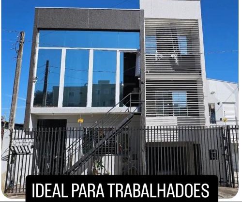 Casa central 74 com ótima localização
