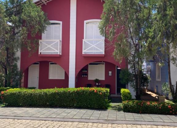 Casa condomínio 2 suítes