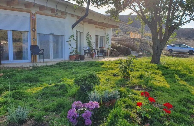 Casa-cueva ecologia arte jardín y hamman