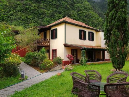 Casa da Lagoa BB or HB options