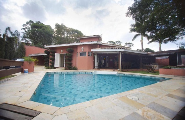 Casa de Campo com acesso a Represa em Piracaia SP