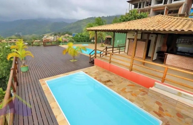 Casa em Condomínio Fechado