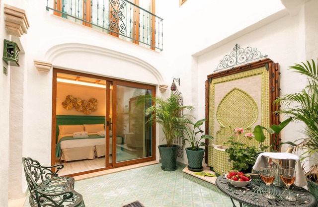 Casa Esmeralda Luxury Boutique Apartments Old Town