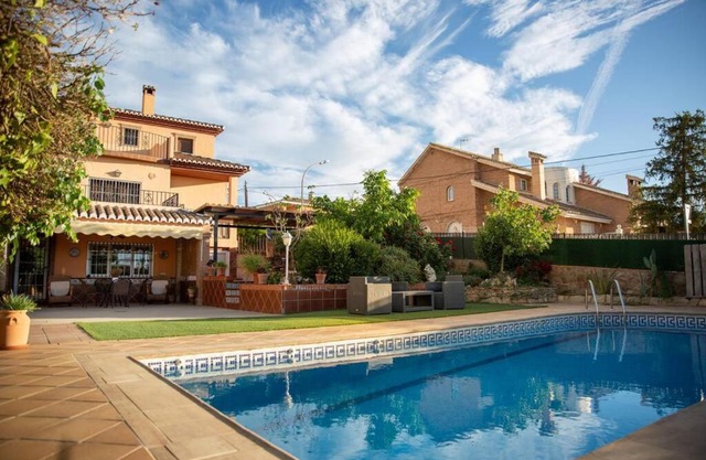 Casa espaciosa cerca de Monachil