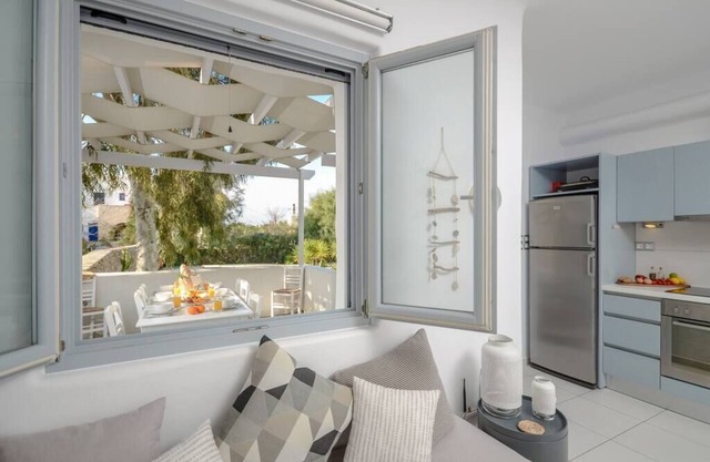 Casa Famiglia, Stelida