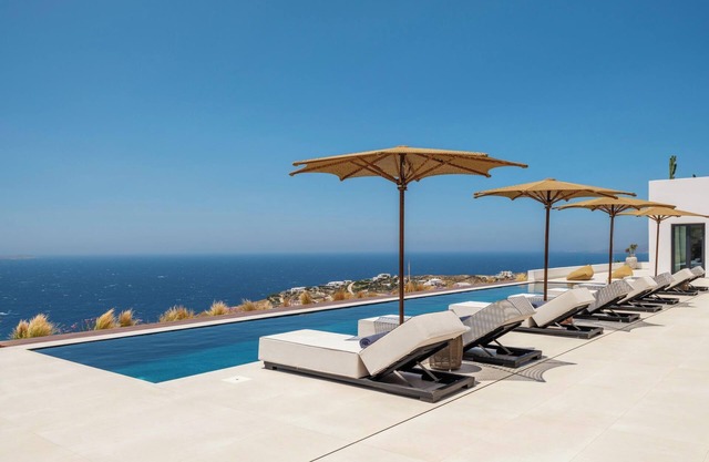 Casa Fly - A Top Luxury Villa with minimal aesthetic & breathtaking views
