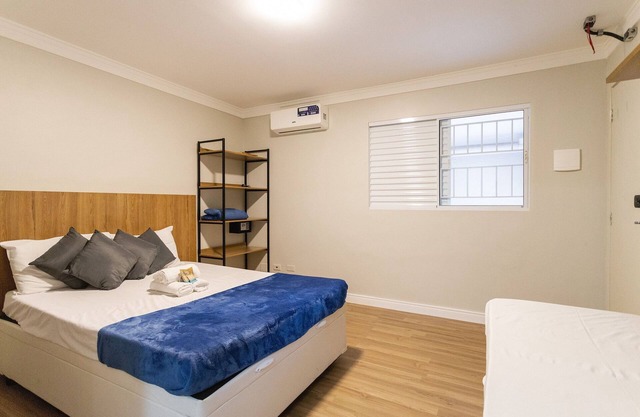 Casa Jardim. Ar e garagem