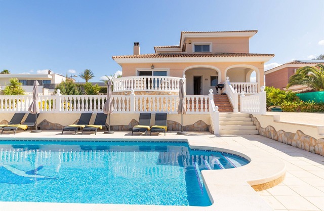 Casa Julia spacious villa with large private pool