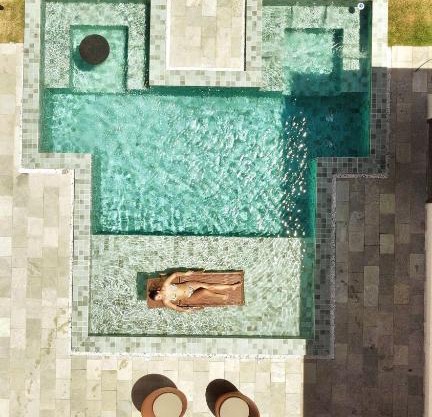 Casa Kairós no Shamballa by Qavi