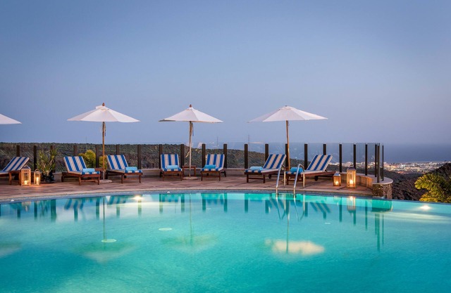 Casa León Royal Retreat