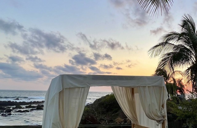 Casa Lovel. Beach front paradize