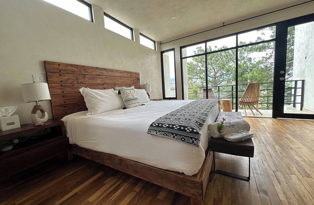 Casa Madera 2A Estancia a la orilla del acantilado. Ideal para parejas!