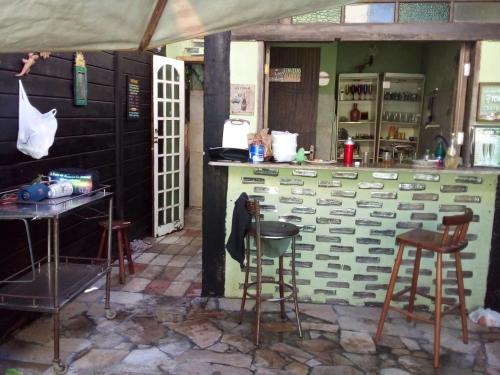 Casa na Ilha Primeira, Qto e Sala, na BARRA para até 04 pessoas!