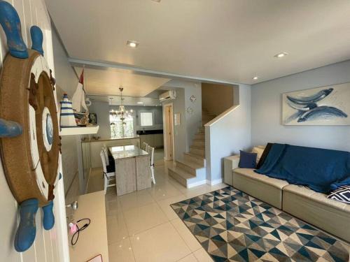 Casa no Pacific Residence Club - condomínio com Piscina e Lazer