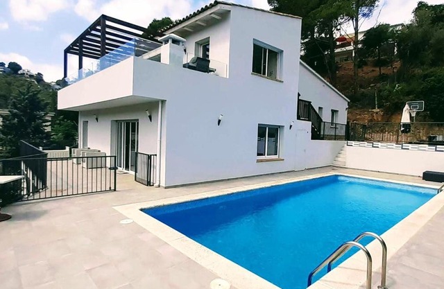 Casa Nuestra