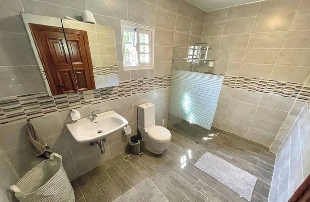 Casa Ozuna POOL & BBQ