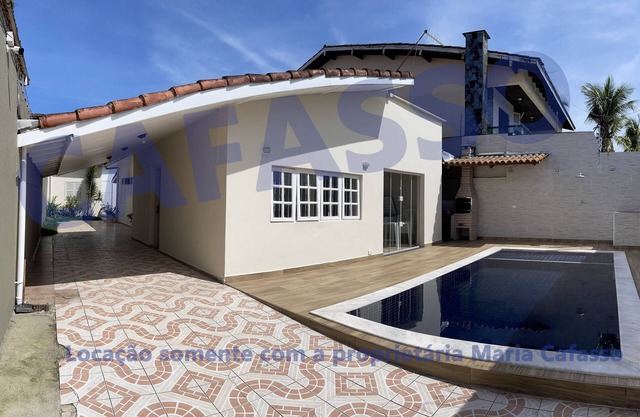 CASA PÉ NA AREIA COM PISCINA A 10mts