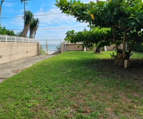 Casa Pé na Areia Frente ao Mar Pântano do Sul