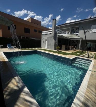 Casa pet friendly Guarujá condomínio Jardim Acapulco