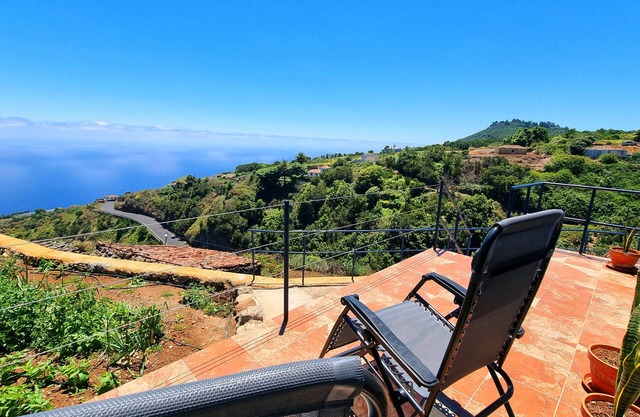 Casa Pirusa con Piscina Privada en Barlovento, Isla de La Palma