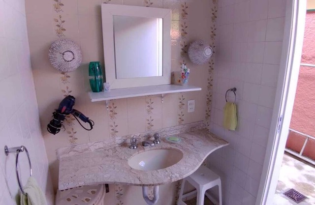 Casa Praia do Lázaro - Pedra Verde condominium with security and leisure