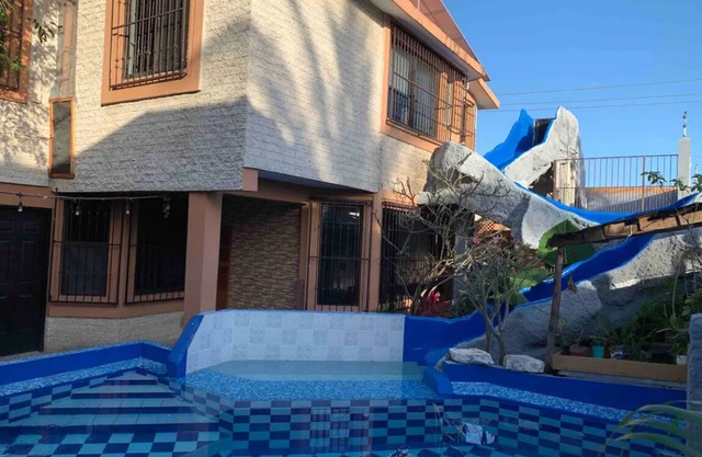 Casa Real con tobogán de agua privada