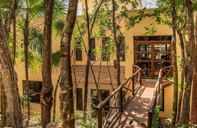 Casa Relaxo Waterfront Villa with Private Dock