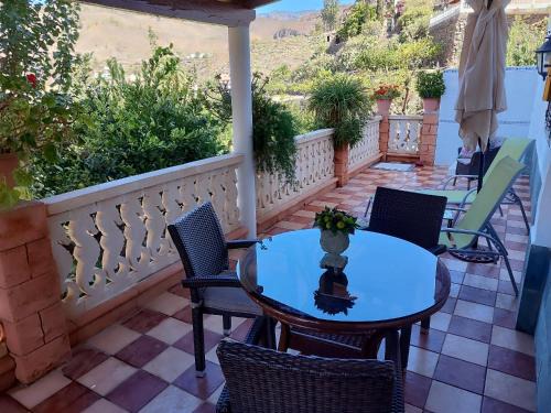 Casa Reyes Fataga Apta Reyes