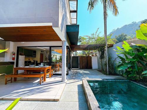 Casa Rubi C/jacuzzi E Quiosque privativo na praia