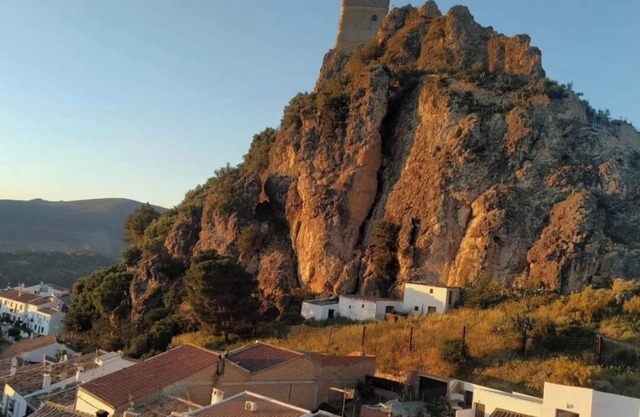 Casa Rural "el Mirador" en Zahara de la Sierra. Las Mejores Vistas del Pueblo!