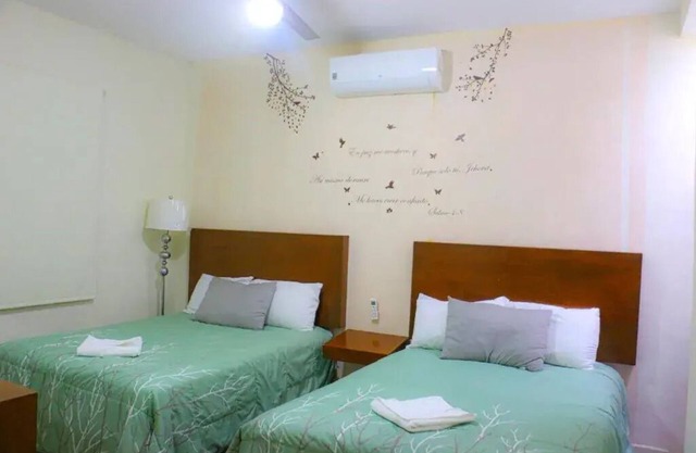 Casa Sol y Luna - Apt Doble con Vista al Parque 3