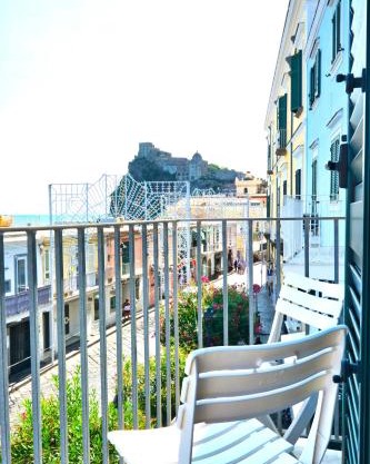 Casa Tittina Ischia ponte centro