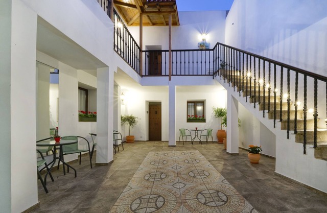 CASA VERDE Comfortable Air-Conditioned