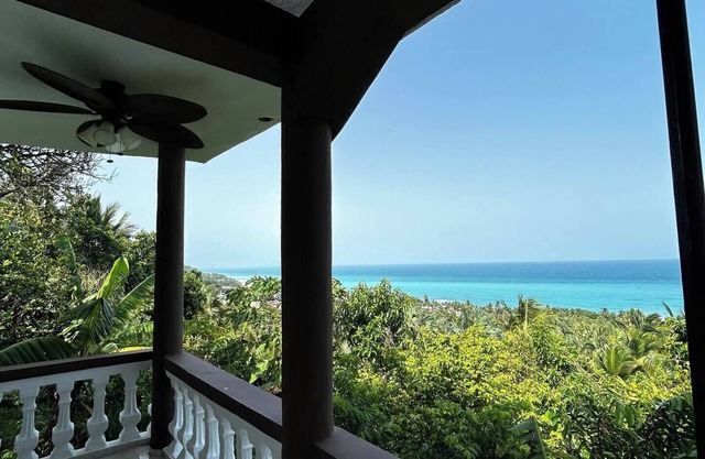 Casa Vista Mar - 5 Minute Drive to Los Patos 4x4/All Terrain Vehicle Recommended