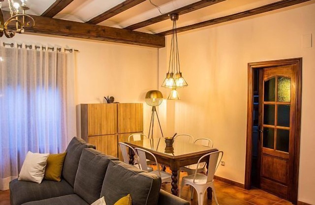 Casas Jarreta for 8 people